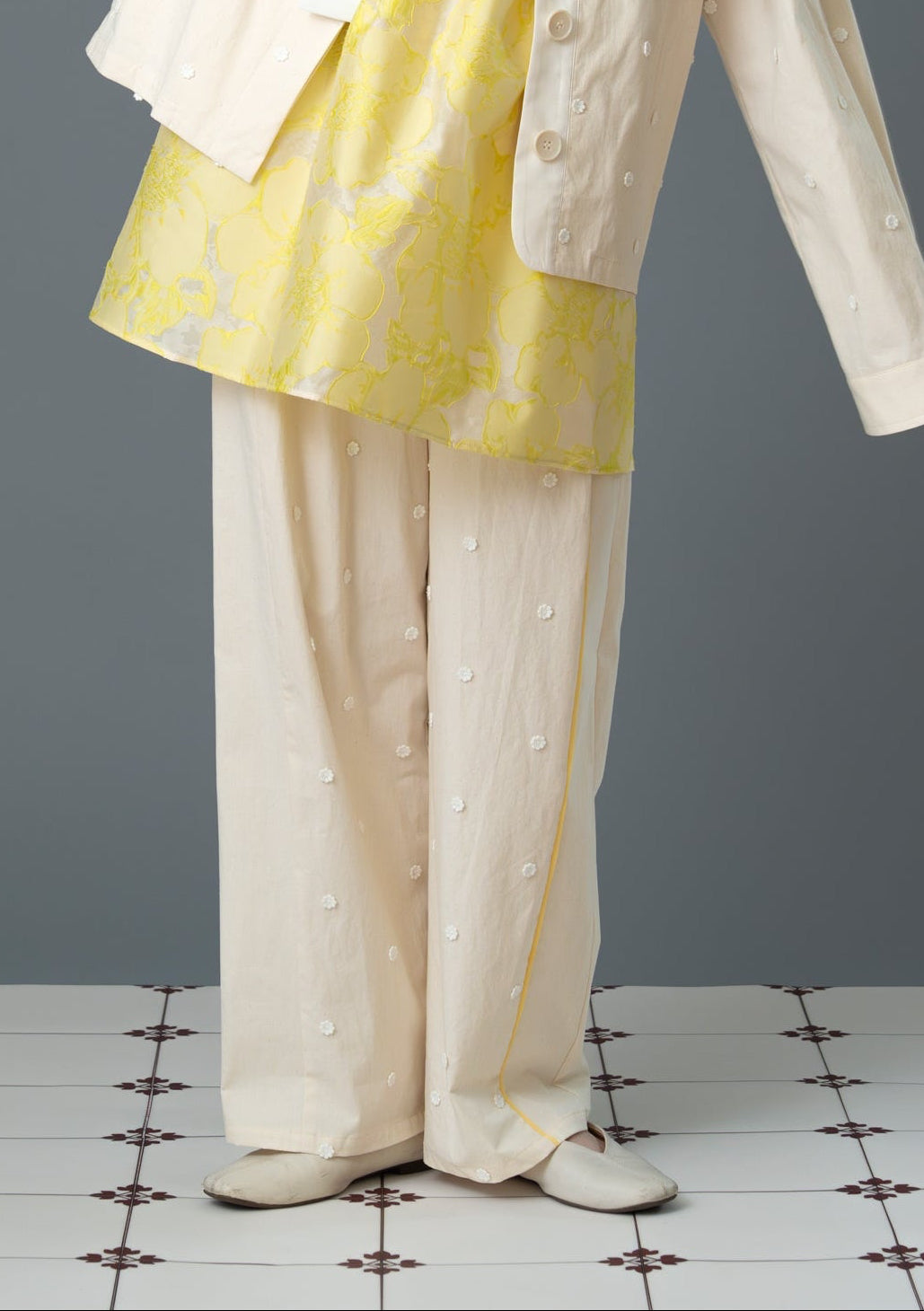 small flower spinkle pantsスモールフラワーパンツ/K261-64176 – Kittle.