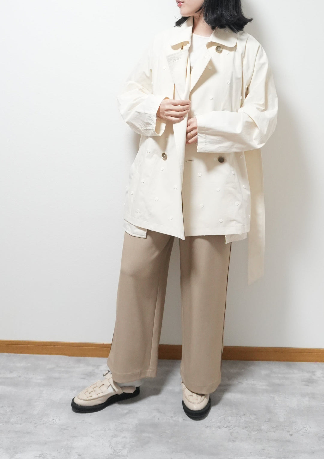 small flower spinklet rench half coatスモールフラワートレンチ