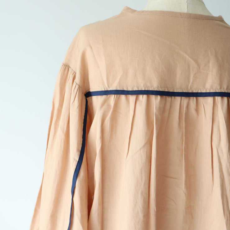 Back gather blouse/K246-66105