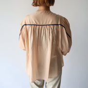 Back gather blouse/K246-66105