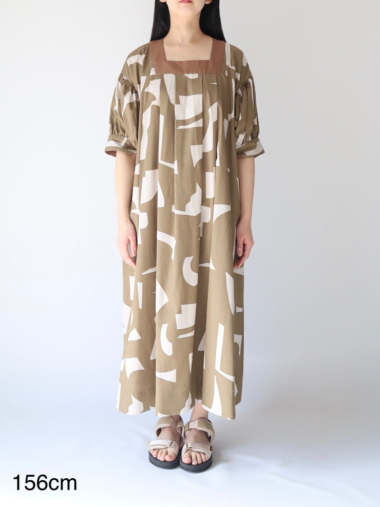 Square neck print one-piece/K231-67075